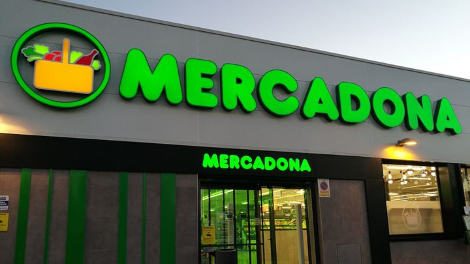 Mercadona alerta de una estafa en sus supermercados que afecta a todos sus clientes