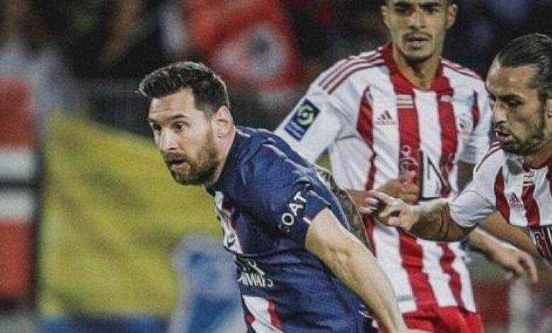 Messi abusa del Ajaccio y afina al PSG