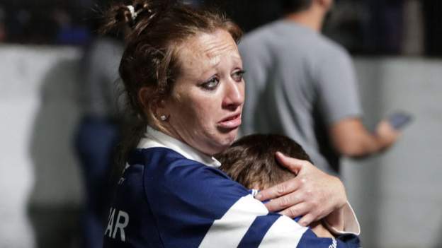 Muere una persona tras uso policial de gases lacrimógenos en partido Gimnasia-Boca Juniors