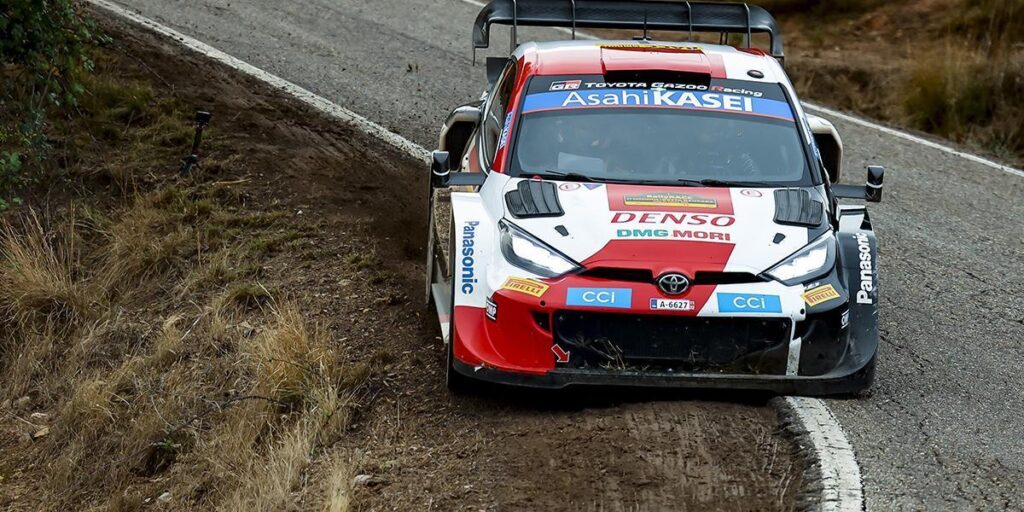 Ogier, líder ante Rovanperä en un gran duelo generacional