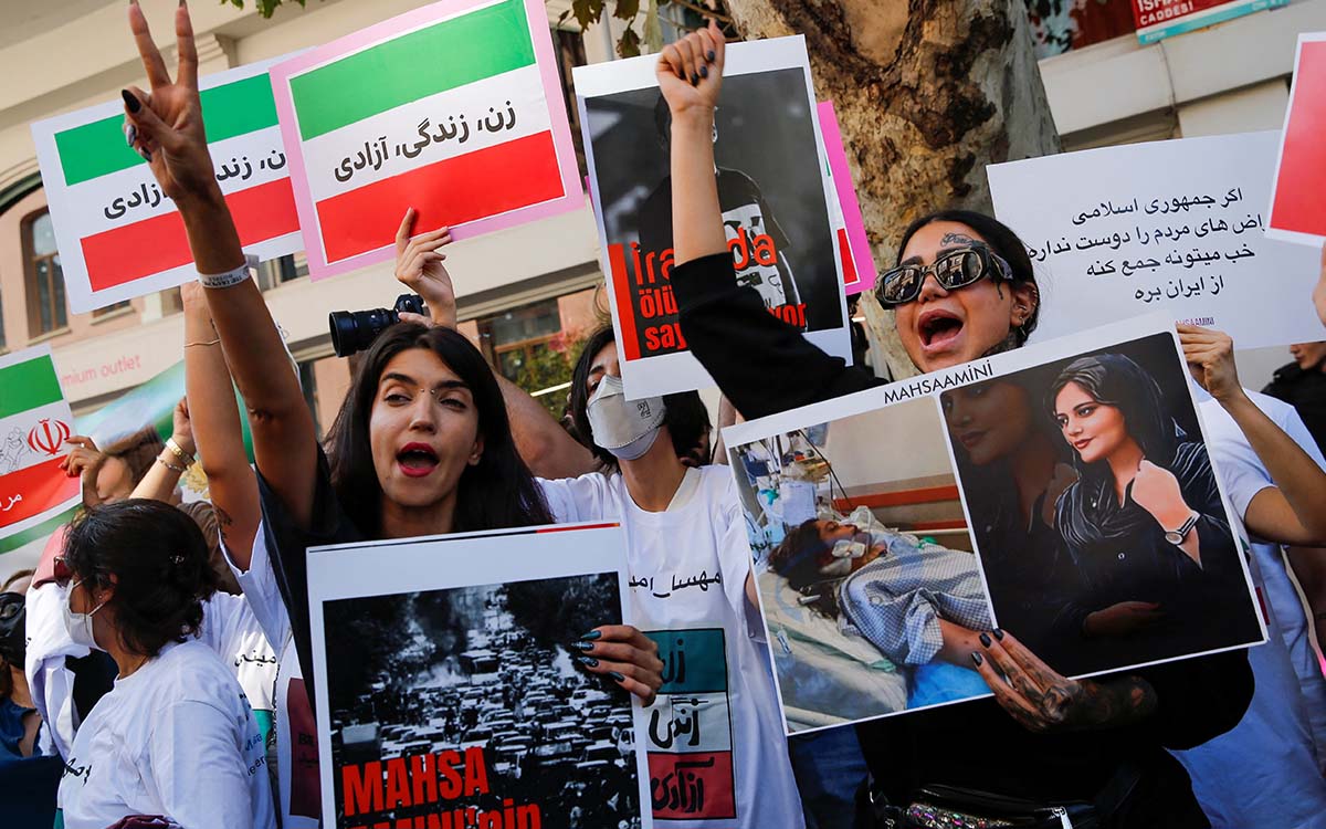 Parlamento Europeo reclama sanciones por la muerte de Mahsa Amini en Irán