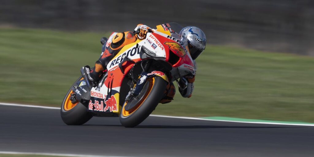 Pol Espargaró: "A mí estas condiciones salvajes me gustan"