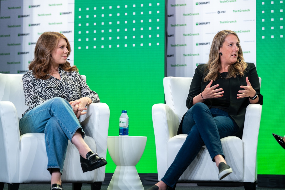 Por qué el jefe del club solo para miembros, con una lista de espera de 60K, odia el término ‘niña jefa’