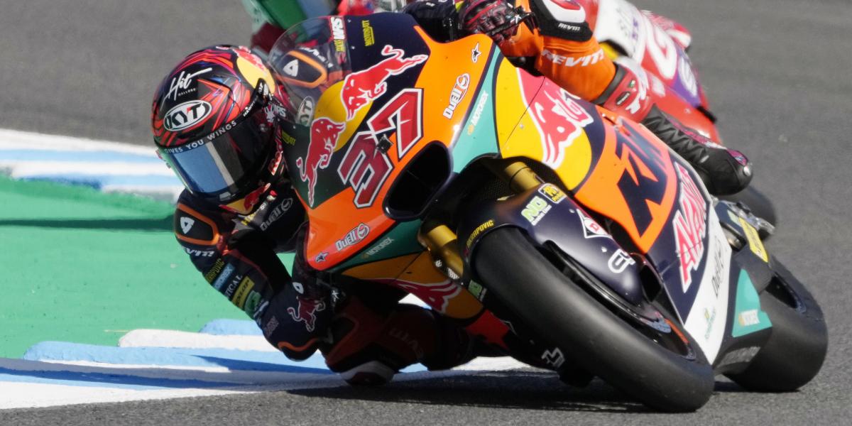 Qué debe hacer Augusto Fernández para ser campeón de Moto2 en Valencia