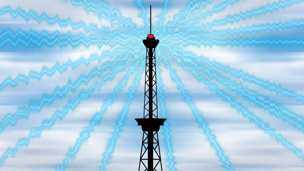 Qué es la contaminación electromagnética y cuáles son sus causas