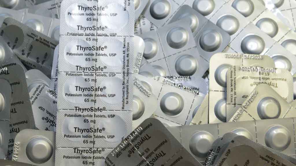 Qué son las píldoras de yodo y a quiénes ayudarían en caso de una emergencia nuclear