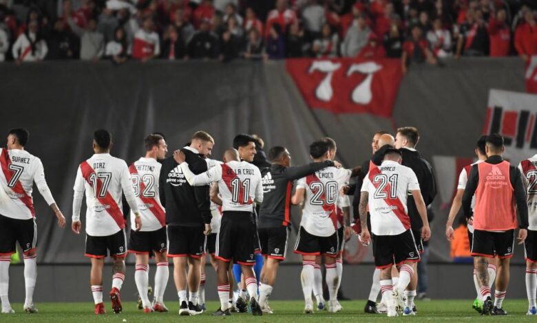 River golea y Racing se desprotege