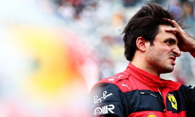 Sainz: "Estoy un poco cansado de estar a media décima de la pole"