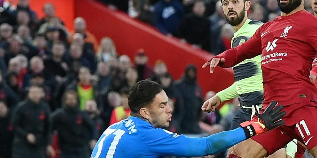 Salah acaba con la racha del City en Premier