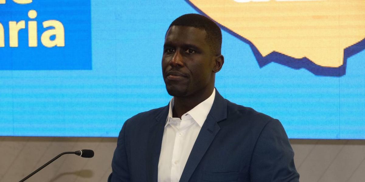 Savané: "Como jugador sueñas con dejar una huella y que retiren tu camiseta"