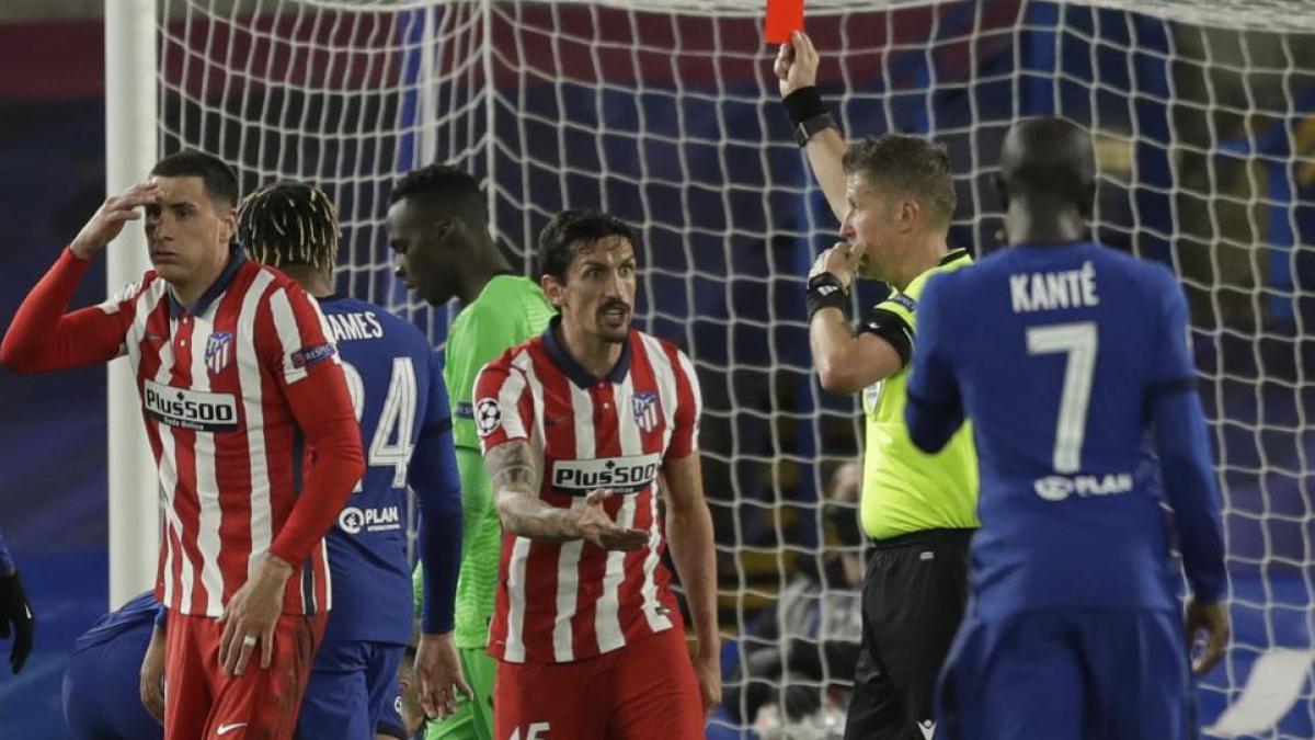 Savic se reencuentra con el árbitro Orsato en Oporto