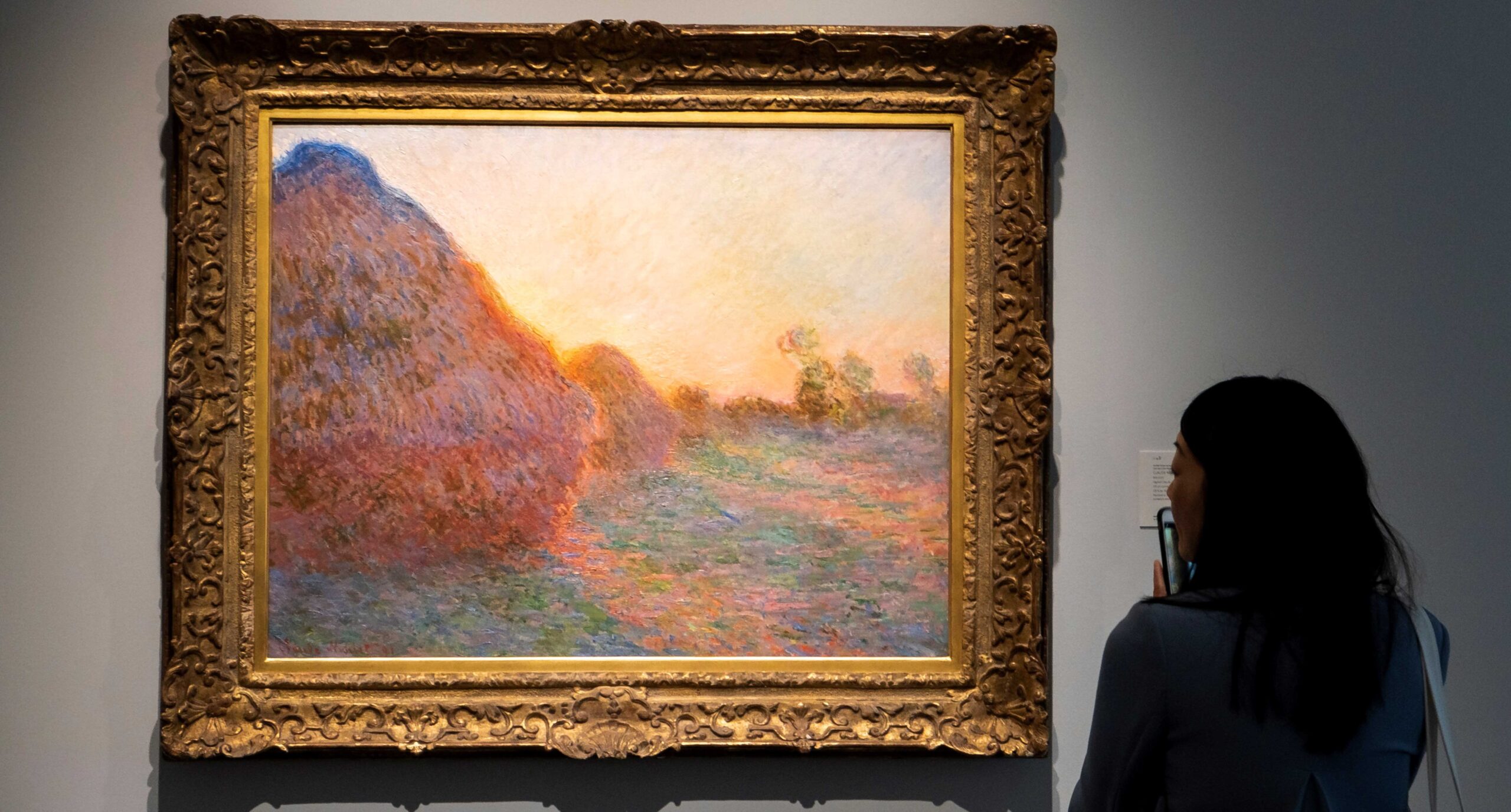 Se repite la historia: esta vez lanzan puré de patatas a cuadro valorado en millones de dólares