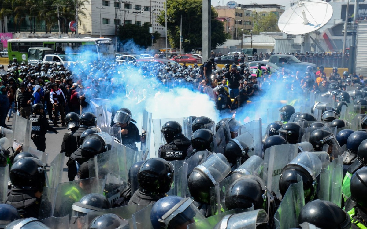 Sedena alista compra de más de 2.8 millones de bombas lacrimógenas