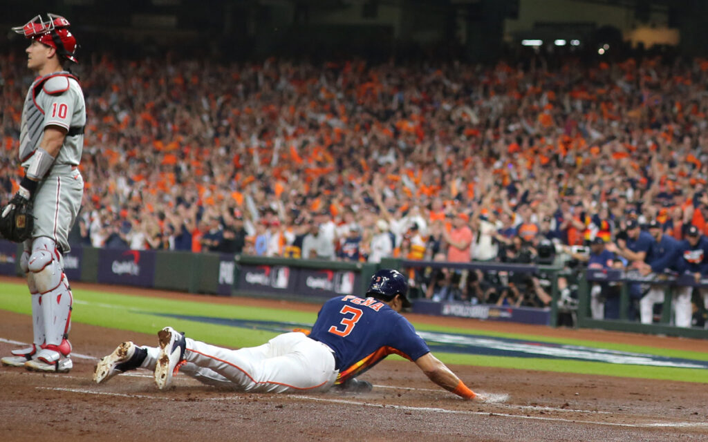 Serie Mundial 2022: Astros convierten ventaja de cinco para igualar 1-1 a Filis | Video