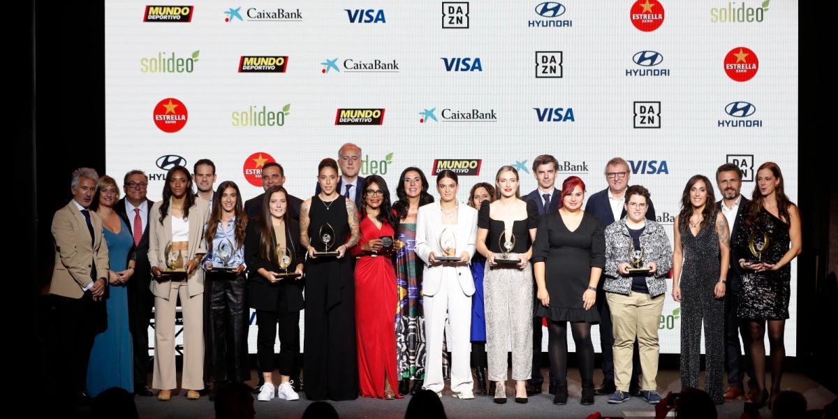 Todas las premiadas de la II Gala Femenina de Fútbol Europeo de MD