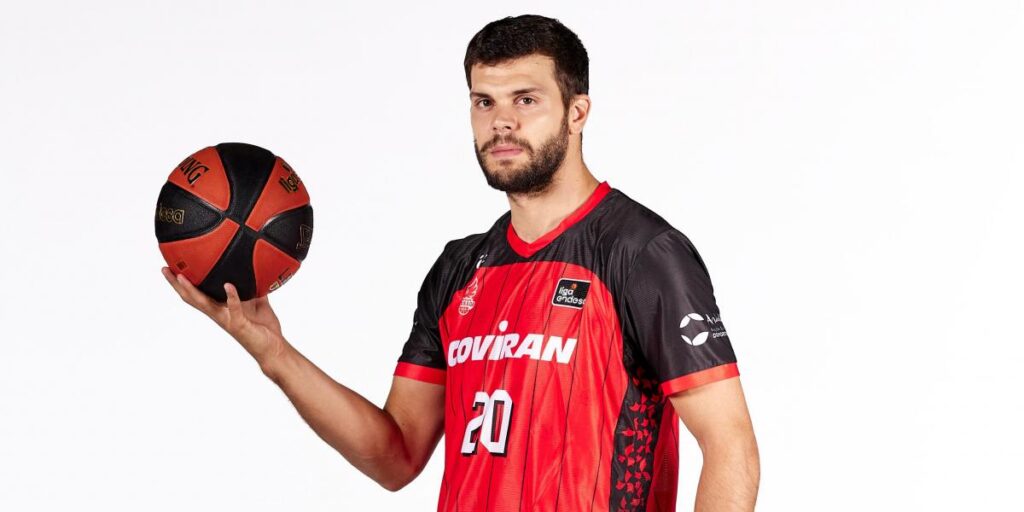 Todorovic, en la recta final de la recuperación de su lesión de rodilla