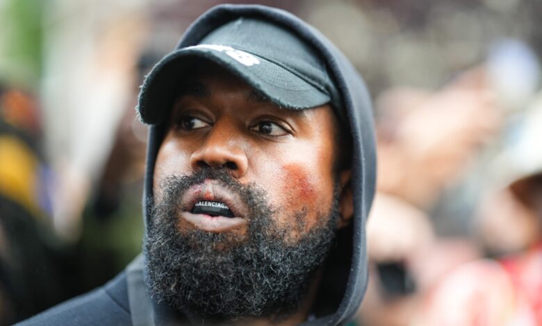 Twitter bloquea la cuenta de Kanye West por tuit antisemita tras la cálida bienvenida de Elon Musk