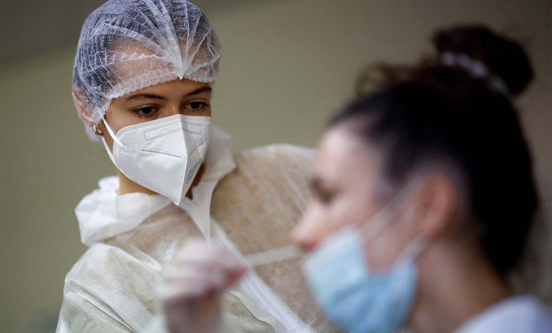 Últimos contagios de Covid muestran cargas virales bajas que se eliminan rápido
