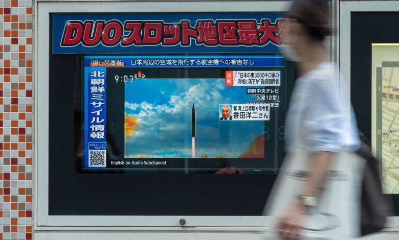Un misil de Corea del Norte obliga a ciudadanos japoneses a refugiarse en edificios o bajo tierra
