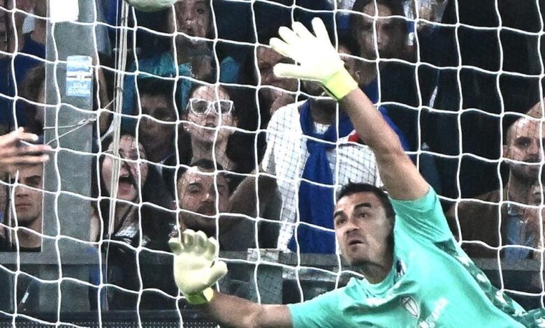 Un penalti basta a la Roma para situarse cuarto