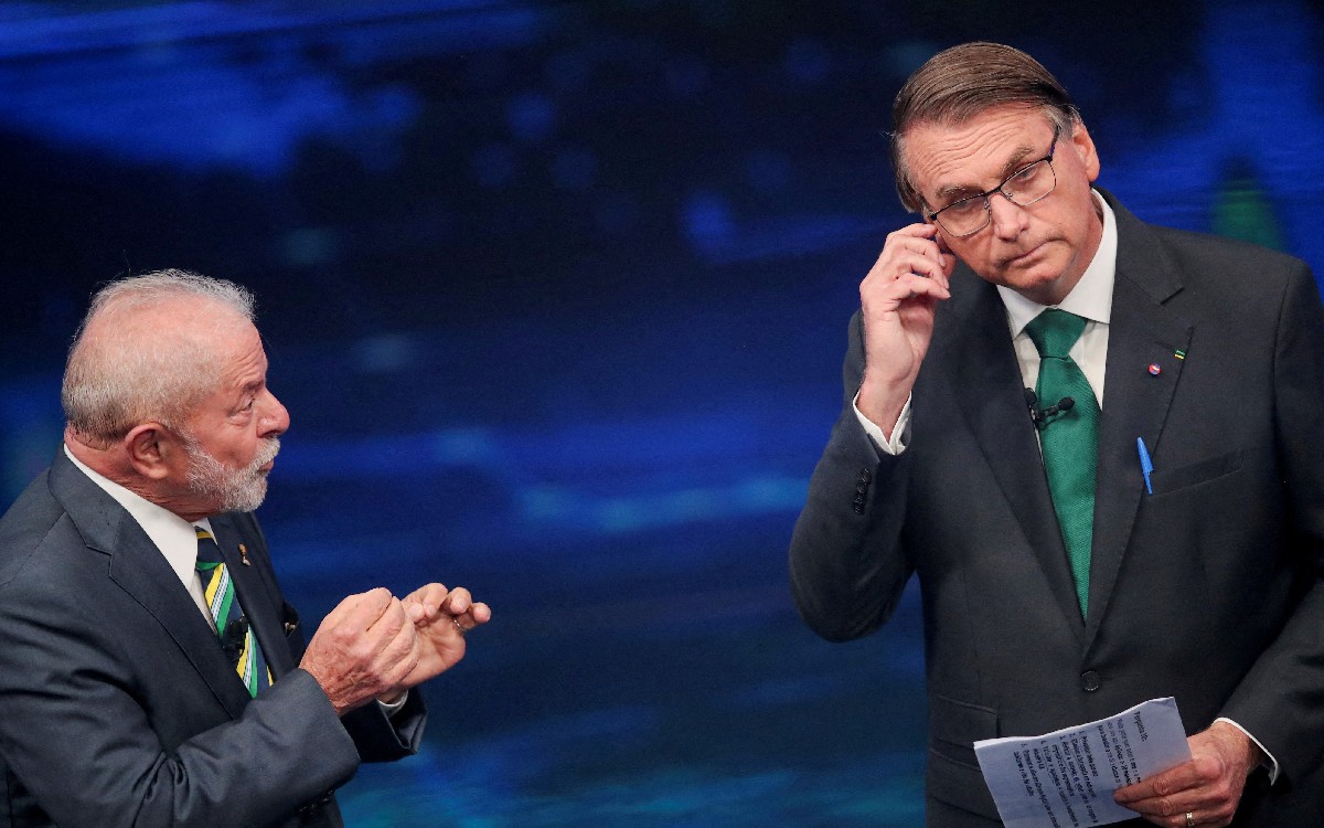 Ventaja de Lula sobre Bolsonaro se reduce a días de la segunda vuelta electoral en Brasil