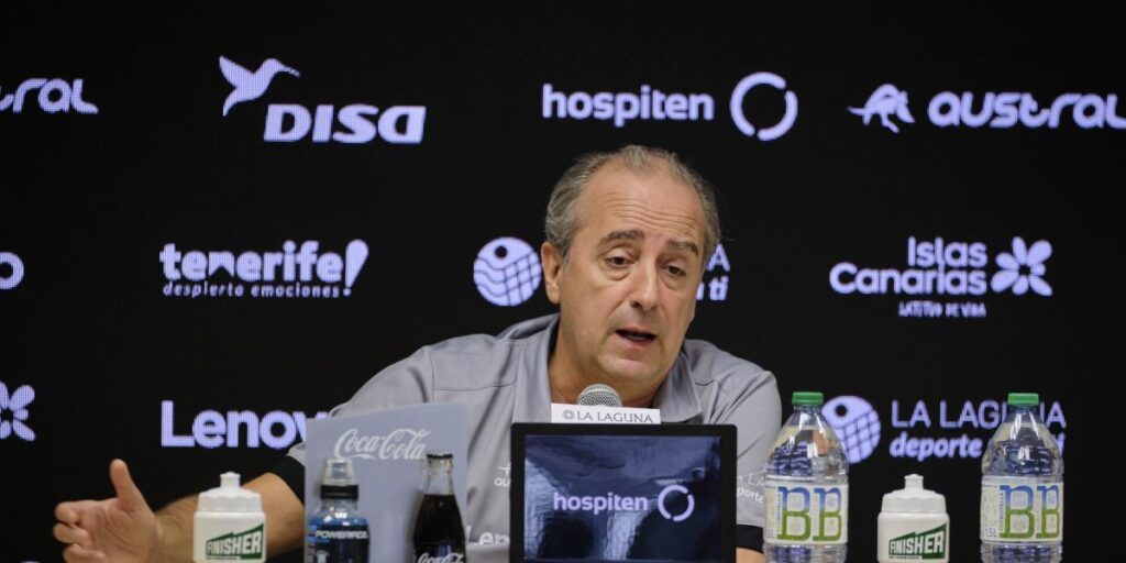 Vidorreta no ve claro favorito en el derbi canario