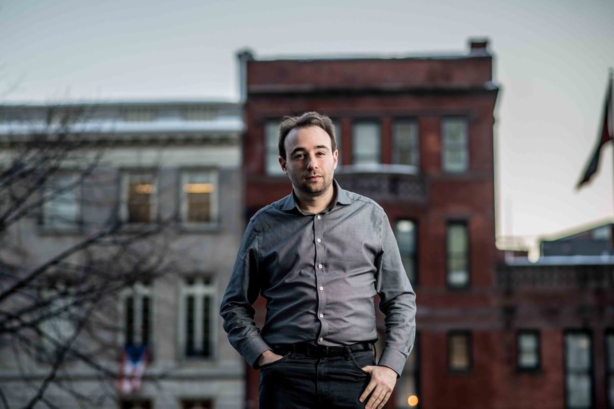 Yascha Mounk, ensayista: “Somos tribales. Con los ajenos al grupo podemos ser increíblemente crueles”