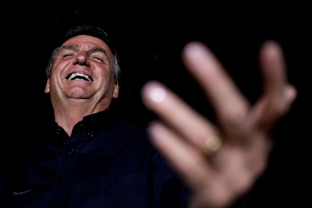 https://elpais.com/internacional/2022-10-04/las-urnas-dan-a-bolsonaro-un-enorme-poder-en-el-congreso-y-los-estados-pese-a-la-victoria-de-lula.html