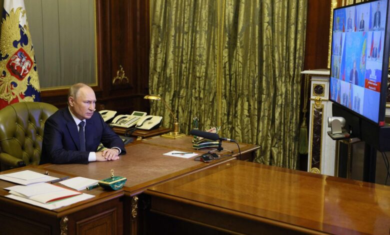 https://elpais.com/internacional/2022-10-10/putin-trata-de-ganar-musculo-militar-en-ucrania-con-intensos-bombardeos-y-la-ayuda-del-ejercito-de-bielorrusia.html