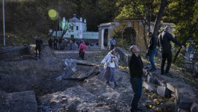 https://elpais.com/internacional/2022-10-11/el-miedo-vuelve-a-las-calles-de-kiev.html