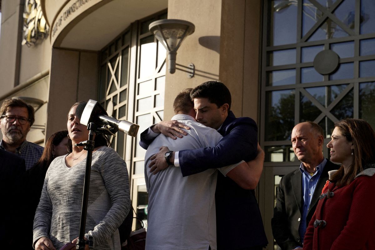 Alex Jones el conspirador que hizo negocio con la desinformacion