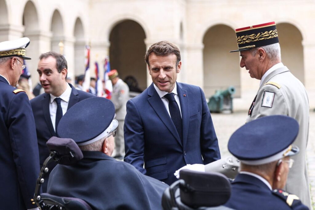 https://elpais.com/internacional/2022-10-19/macron-impone-por-decreto-los-presupuestos-para-esquivar-el-bloqueo-parlamentario.html