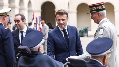 https://elpais.com/internacional/2022-10-19/macron-impone-por-decreto-los-presupuestos-para-esquivar-el-bloqueo-parlamentario.html