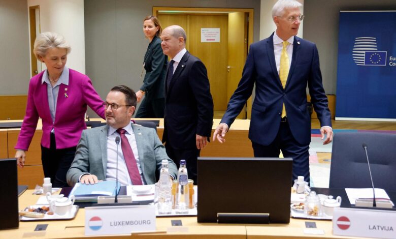 https://elpais.com/internacional/2022-10-21/la-escalada-de-la-guerra-de-rusia-en-ucrania-tensa-la-unidad-de-la-ue.html