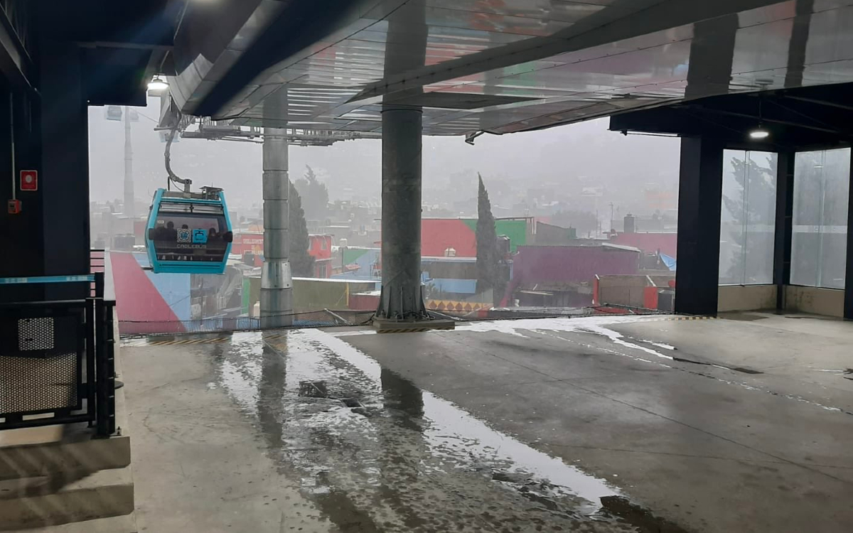 ¡Cuidado! Activan alertas roja, naranja y amarilla en CDMX por fuertes lluvias | Videos