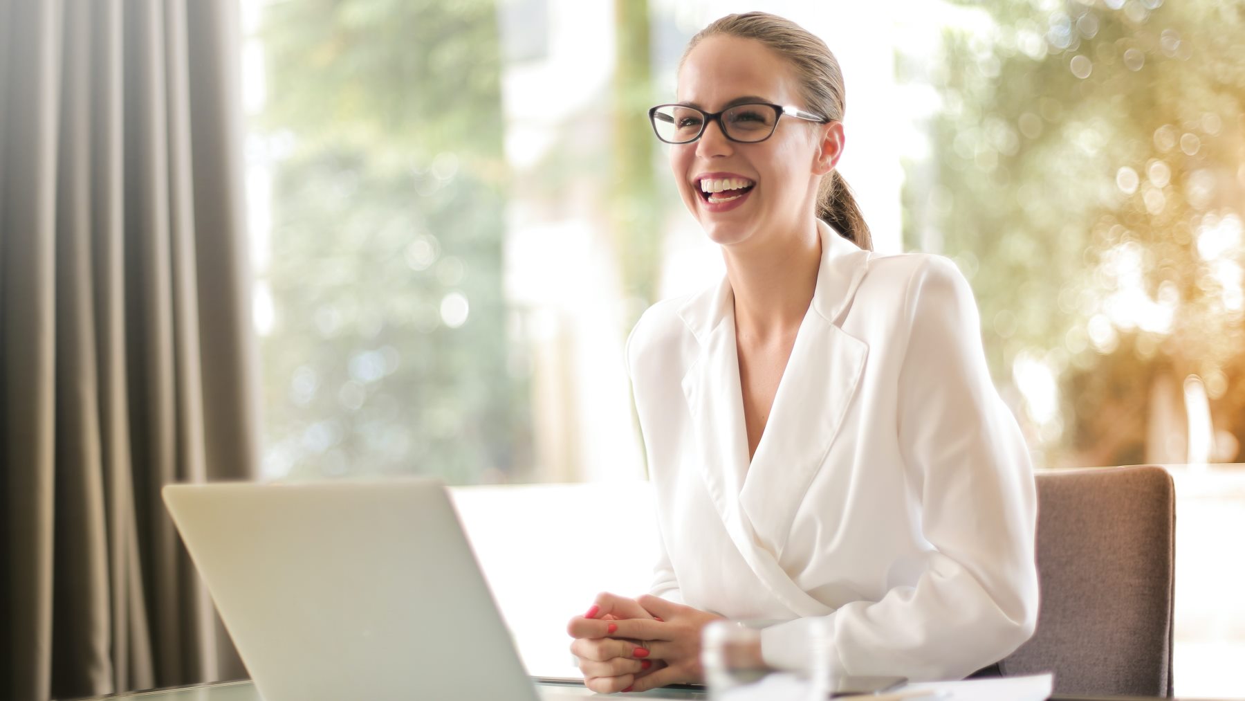 ¿Por qué la risa es contagiosa?