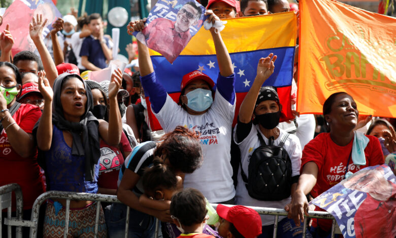 ¿Por qué se ha acelerado el éxodo de refugiados de Venezuela a EU?