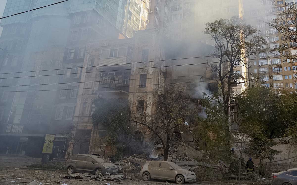 ¿Qué es la ‘bomba sucia’ de la que habla Rusia y agita el temor de una escalada nuclear en Ucrania?