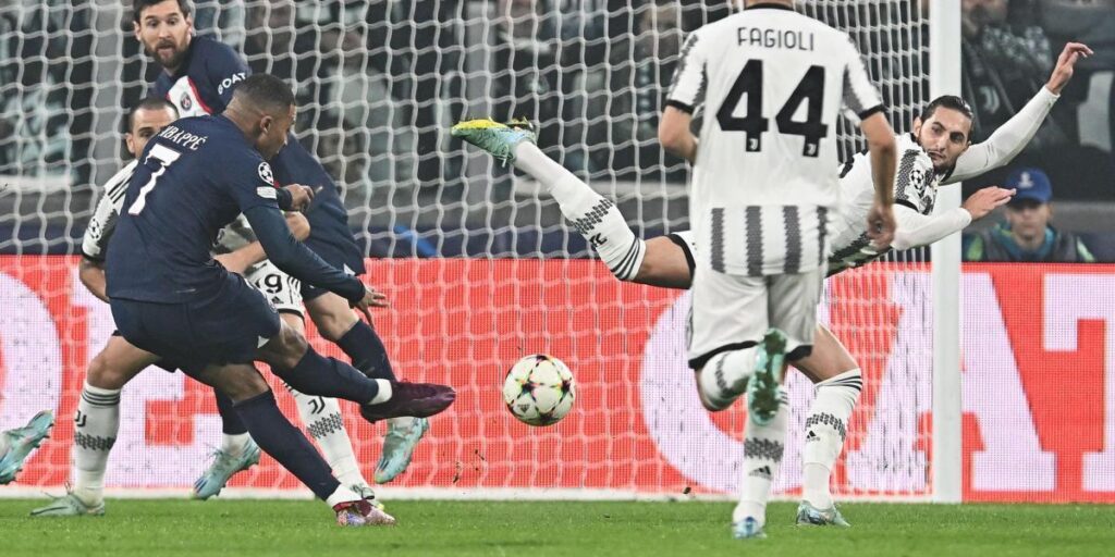 ¡Golazo de Mbappé ante la Juventus!