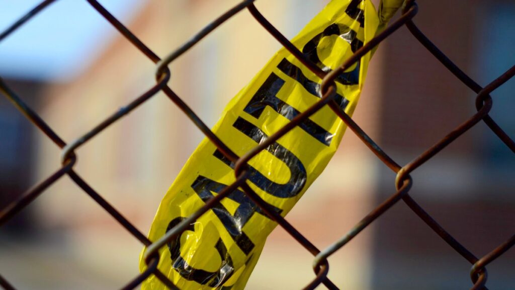 están acusados de matar a su profesora por una mala nota