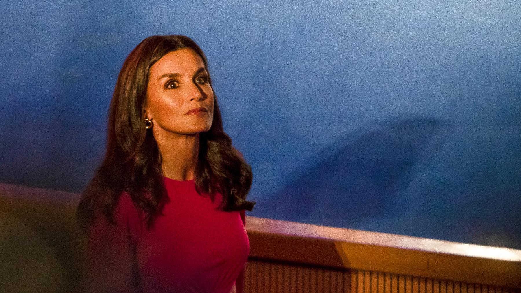 Los looks más atrevidos de la Reina en clave viral