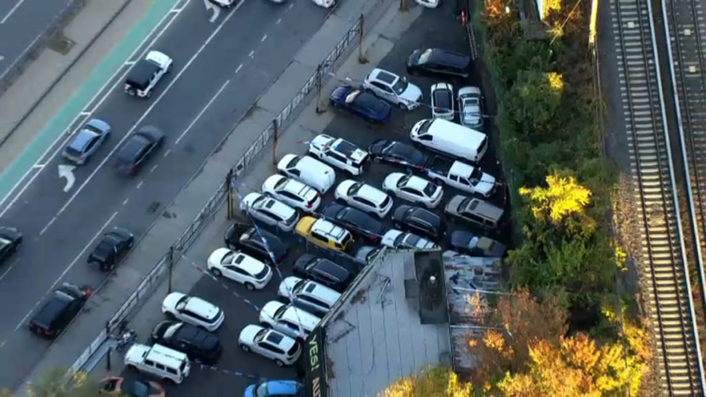 26 autos robados de un concesionario de autos