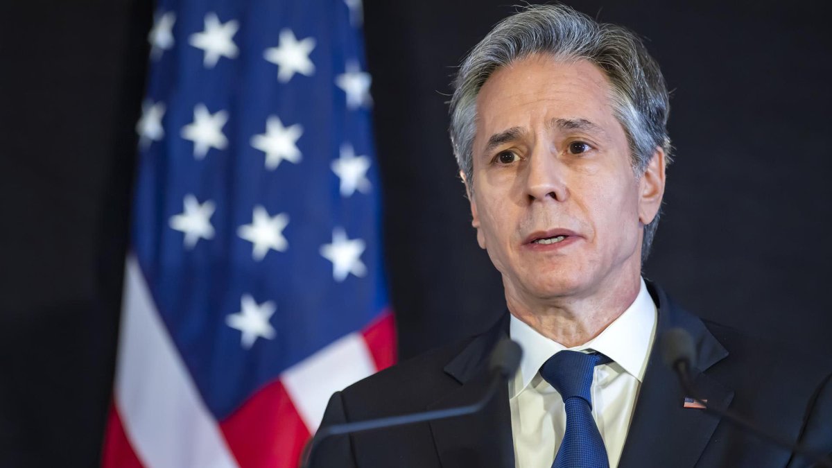 Republicanos amenazan con desacato a Blinken si no entrega despachos tras retirada de Afganistán