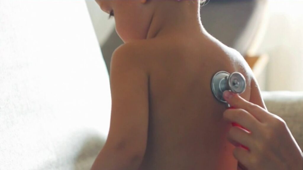 La razón por la que el RSV envía a tantos niños al hospital