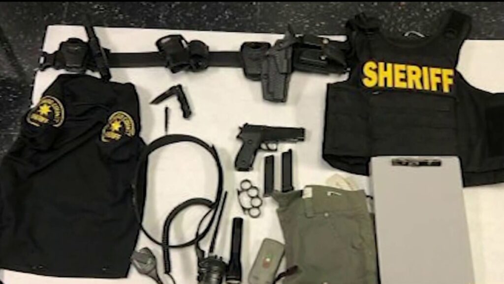 policía falso saldrá de la cárcel y sus víctimas temen su liberación