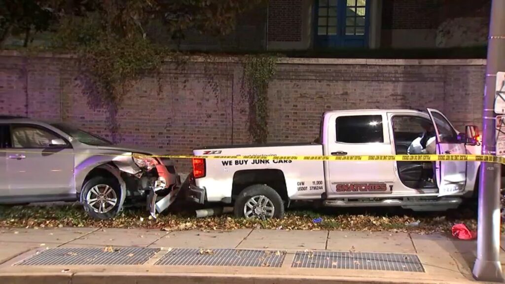 Hallan sujeto tiroteado en el abdomen en medio de un accidente de tránsito