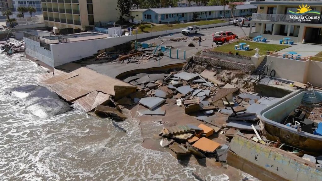 daños provocados por los huracanes Ian y Nicole