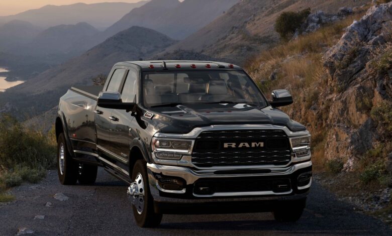 Stellantis reporta falla en miles de camionetas Ram en Estados Unidos