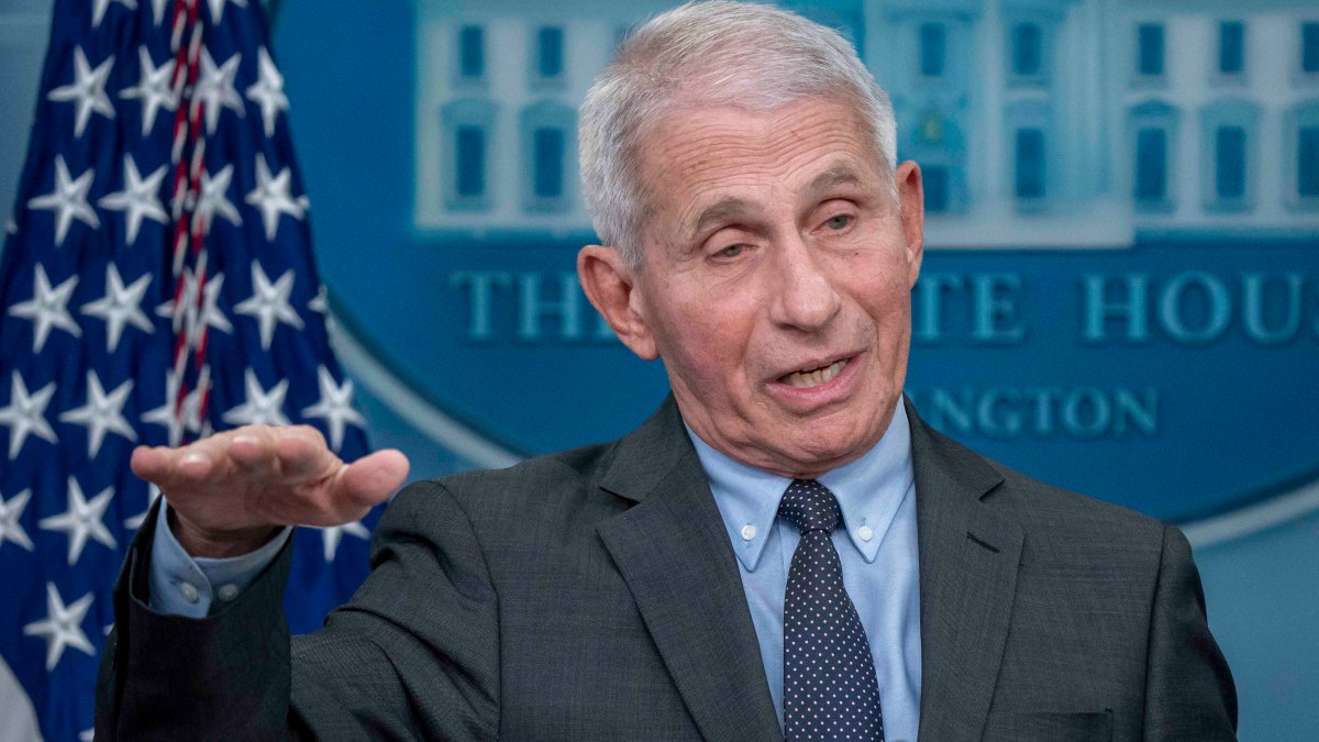 Anthony Fauci dice que China no ha sido transparente en el manejo del COVID-19
