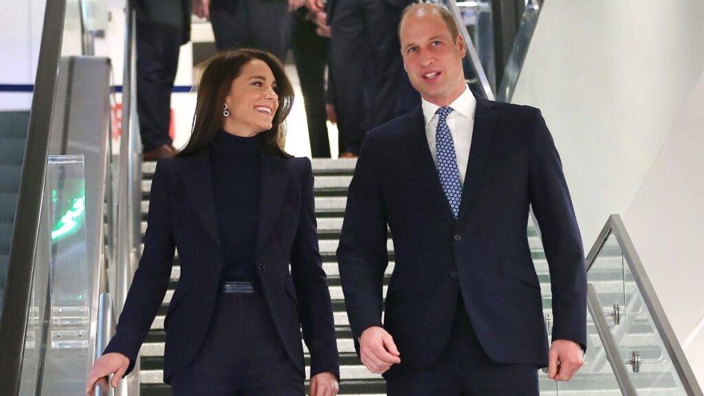 Llegada a Boston del Príncipe William y su esposa Kate